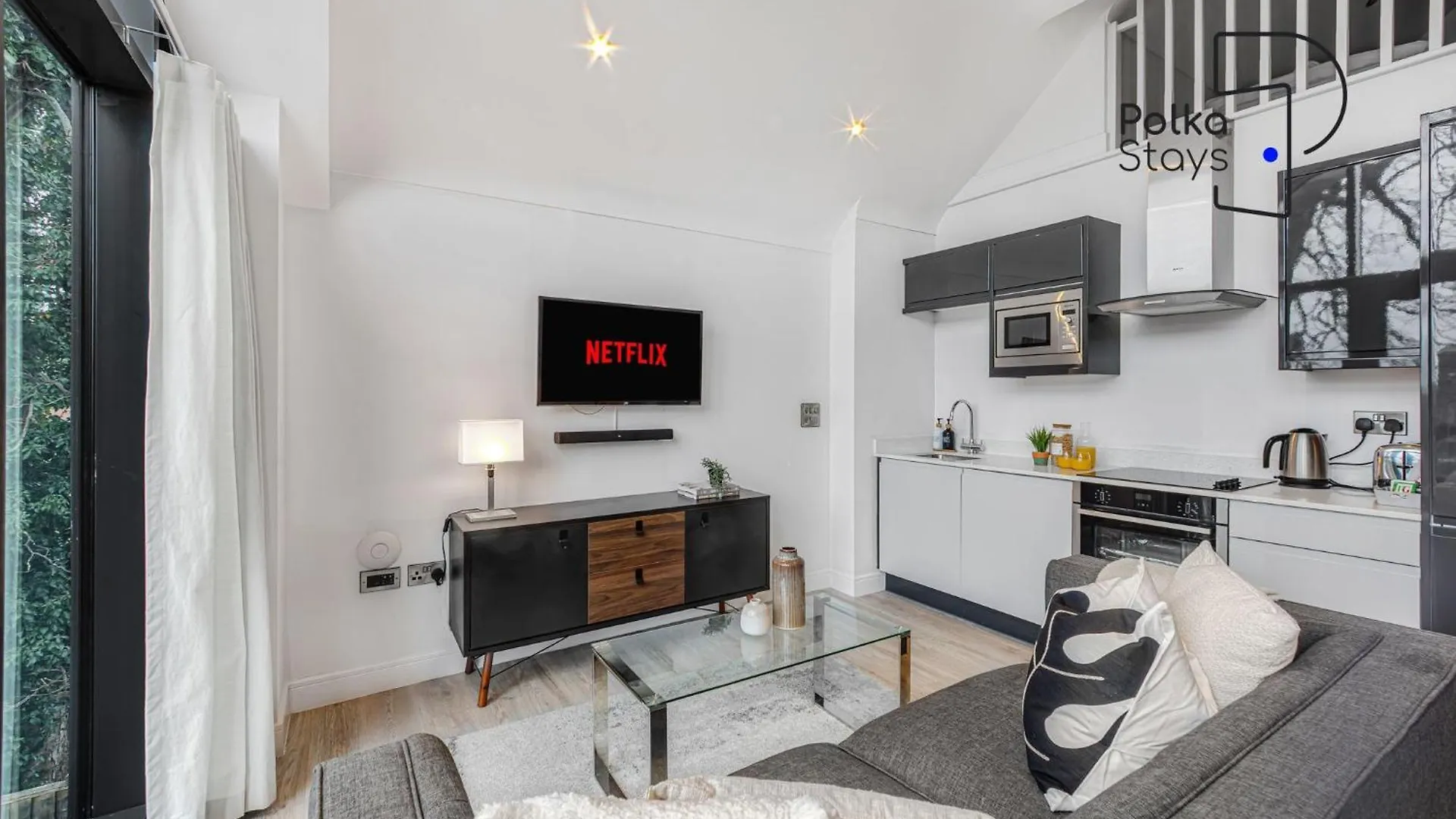 The Stables, Chester - Luxury Apartments By Polkastays