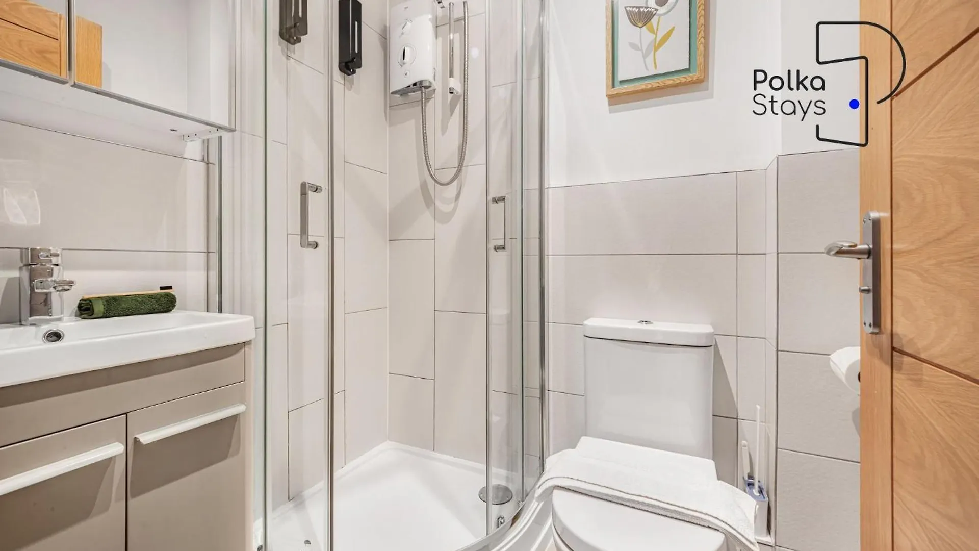 The Stables, Chester - Luxury Apartments By Polkastays