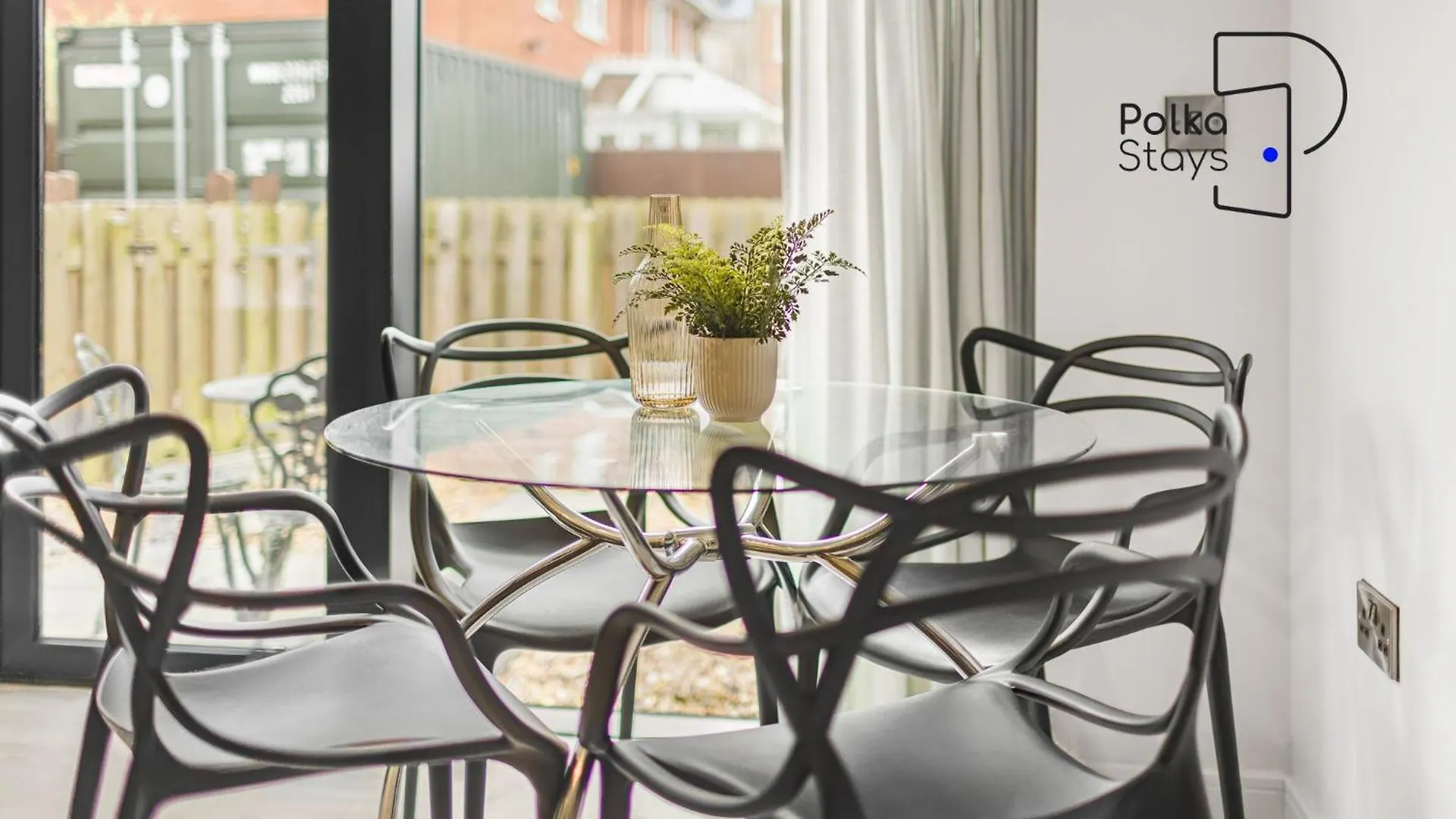 The Stables, Chester - Luxury Apartments By Polkastays