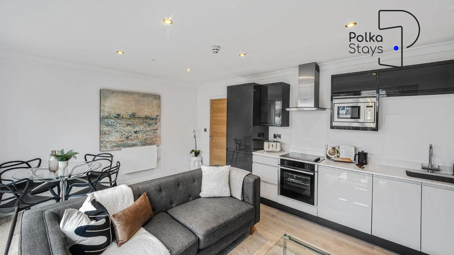 The Stables, Chester - Luxury Apartments By Polkastays